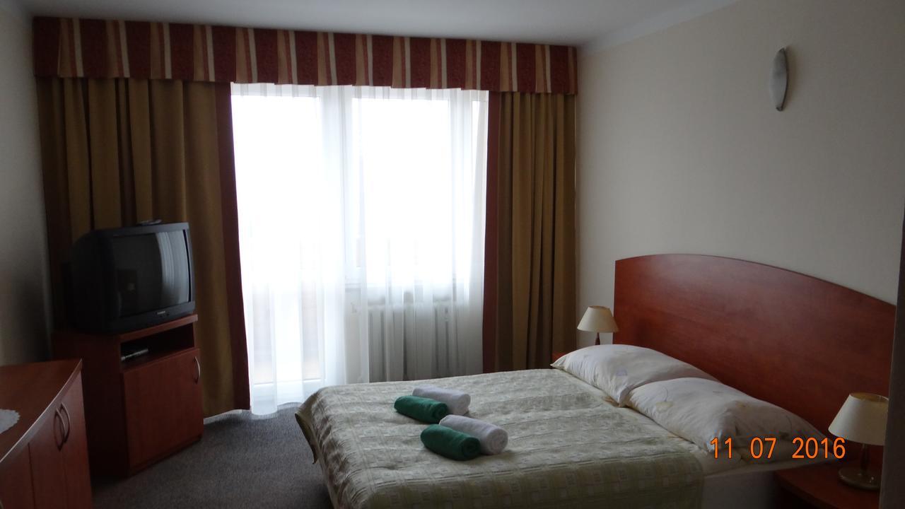 Gwarek Hotel Kudowa-Zdrój Exterior foto